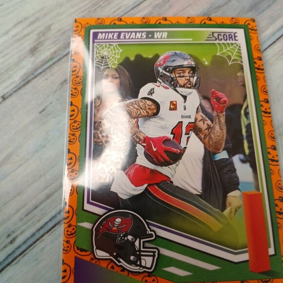 Mike Evans No. 285 - Picture 2 of 4